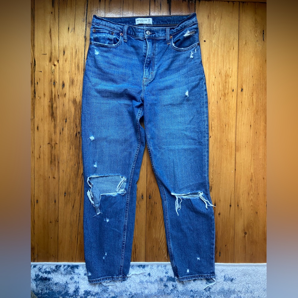 Abercrombie & Fitch Mom High Rise Denim